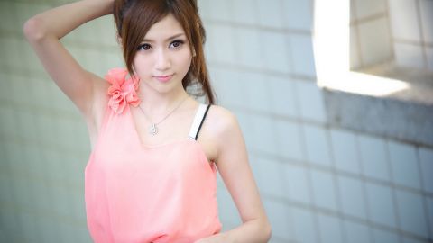 可爱清新气质美女电脑桌面壁纸